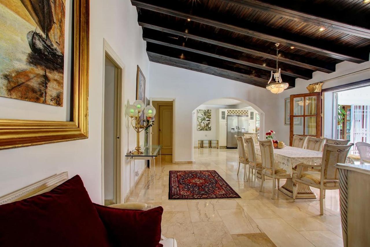 Exclusive Villa Las Palmeras Puerto Banus With Heated Private Swimming Pool, Marbella, Spain Екстериор снимка